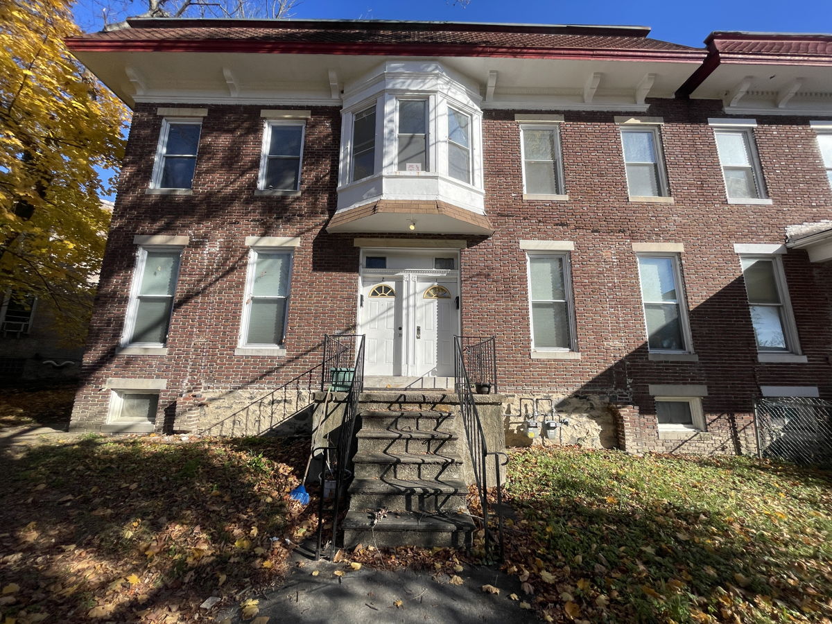 🔥Spacious Deal🔥 3902 Clifton Ave