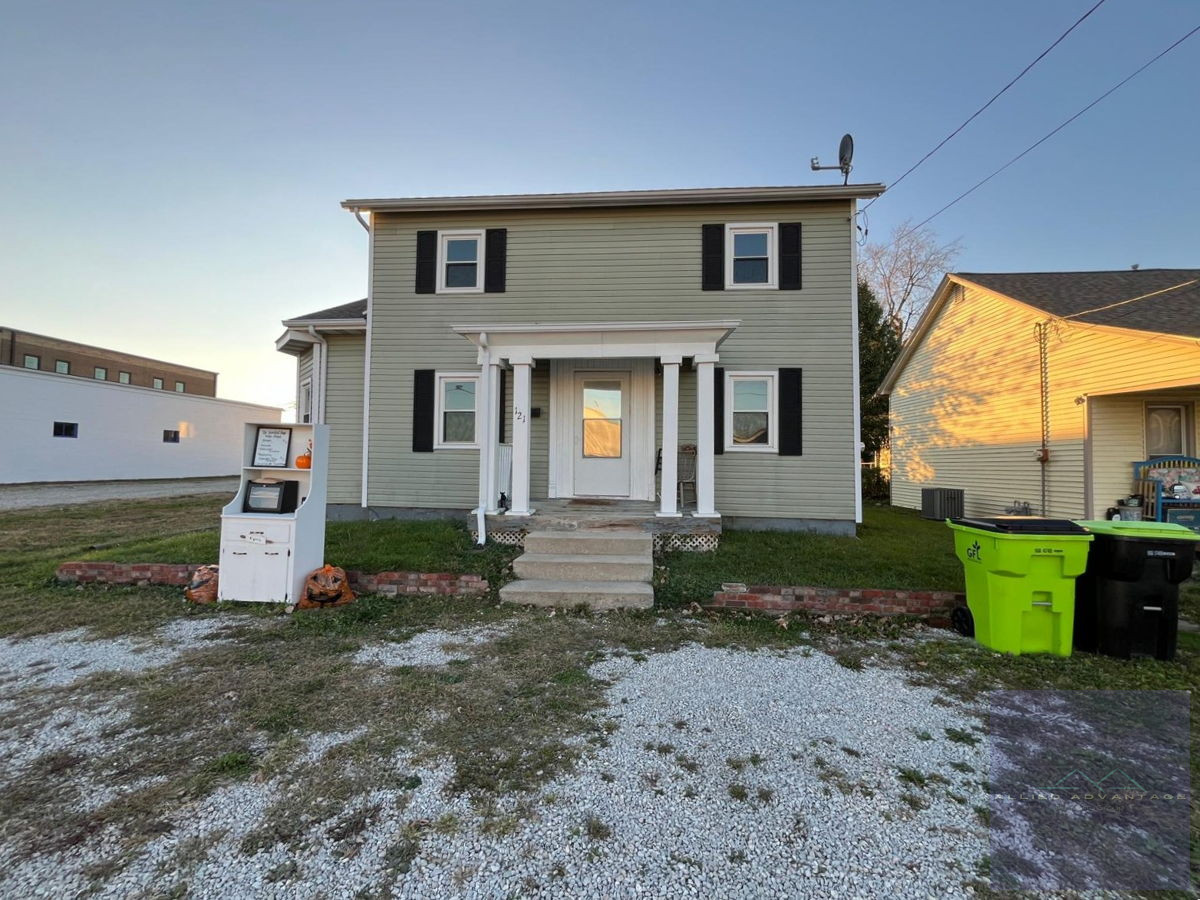 Renovated 3-Bed Home in Maroa, IL