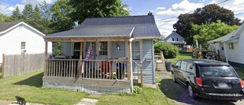 Great Investment Single Family  in Massena NY