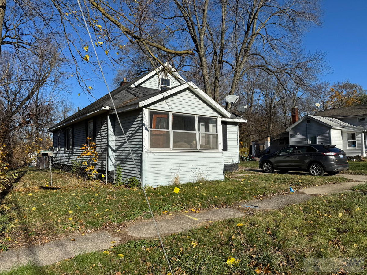 🏠🌳 OFF-MARKET | Three Rivers, MI | Photos Inside➡️🏡