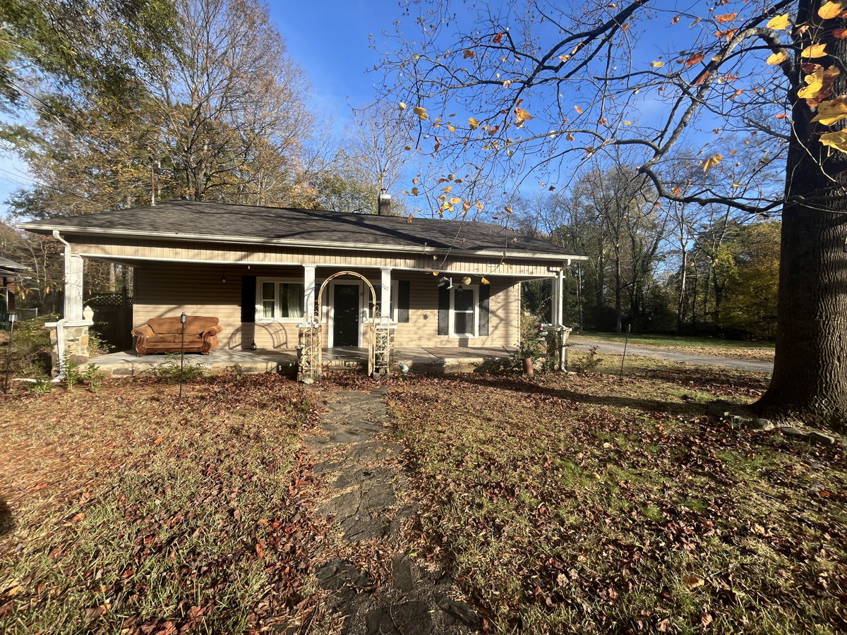 Dalton Historic Wholesale Deal in Great Shape!!! (Under market value!)