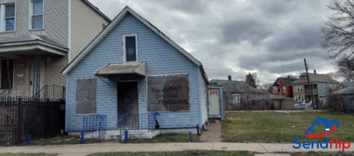 AMAZING INVESTOR OPPORTUNITY IN CHICAGO!