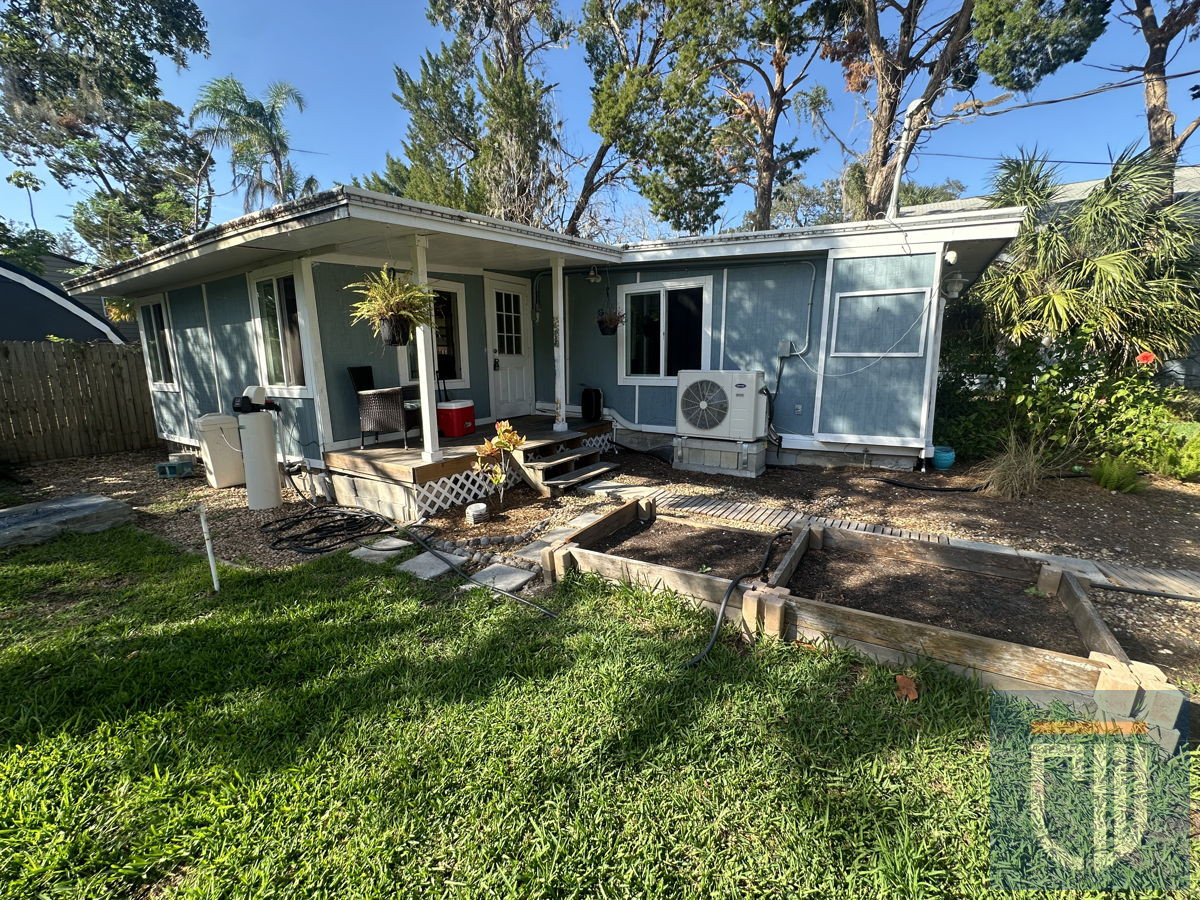 Beachside Fix Flip w/ Pool in New Port Richey Buy $90K ARV $200K - No HOA