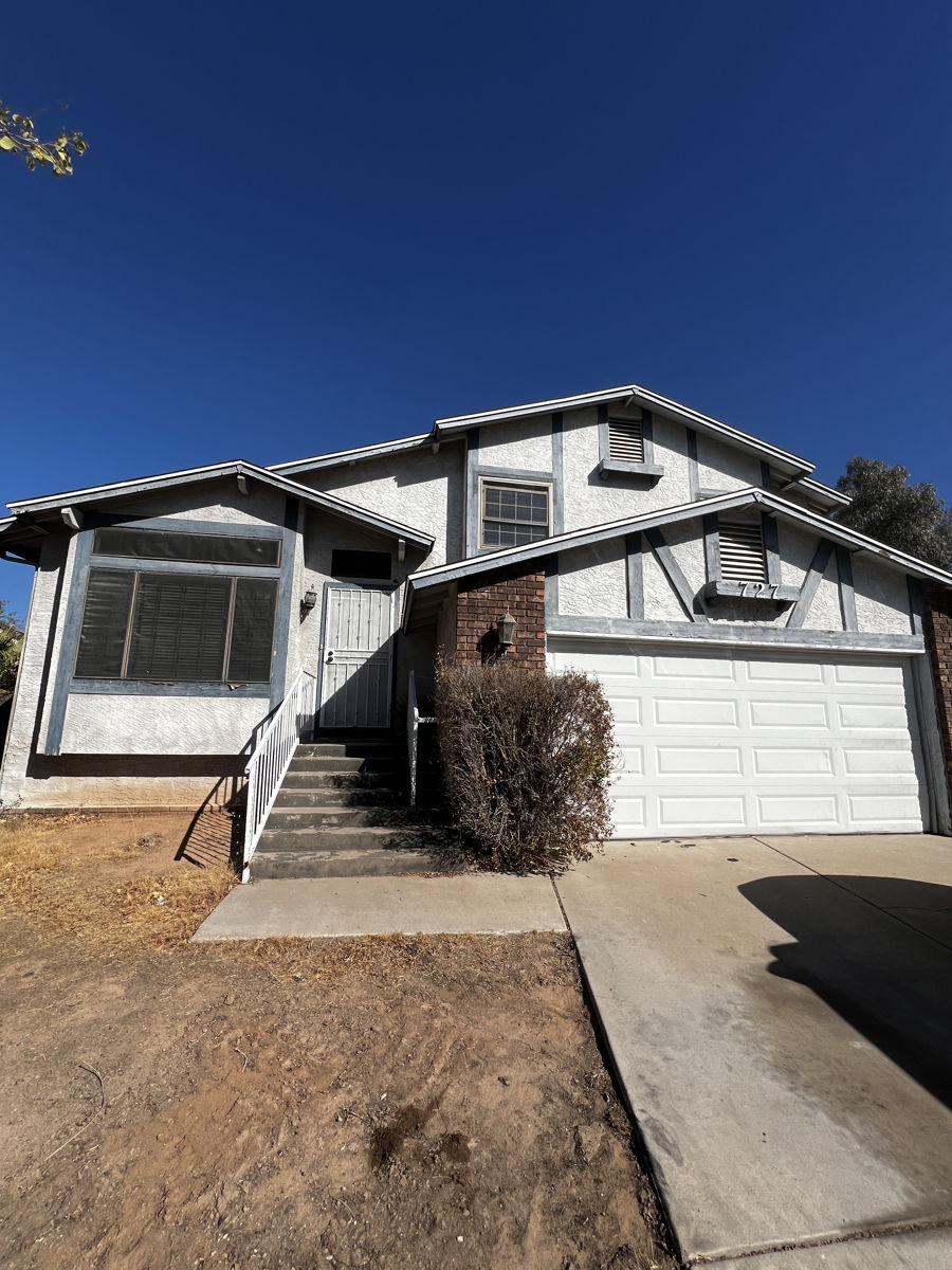 Unbeatable Value on a Gorgeous 4/3 Home in Mesa, AZ 85205 🏡💎
