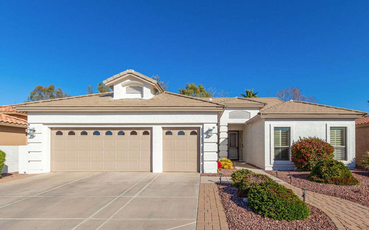 Sun Lakes Home 8826 E Copper Dr, Sun Lakes, AZ 85248