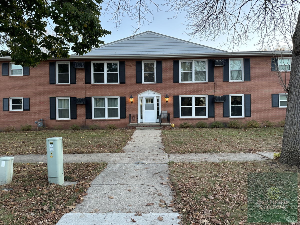 📍Spencer, IA | 2 Multi-Family Properties, 16 Doors, 24 Bedrooms | ALL units occupied | Turnkey 🏘️