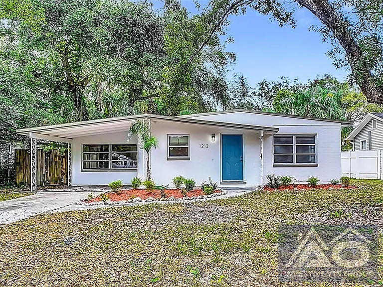 3 bed/ 1 bath in Tampa 299k worth 390k!