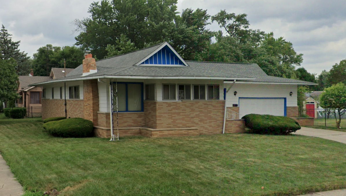 GREAT FLIP OPPORTUNITY IN FLINT!!! $55,000!! 35% OF ARV!!