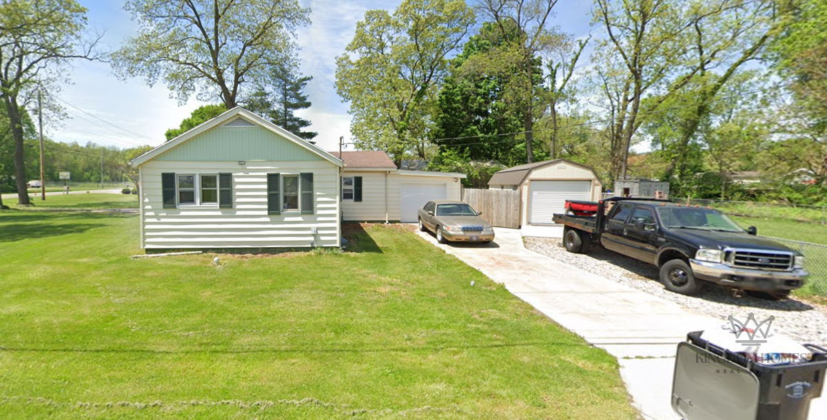 (🌴 Osceola, IN) 🚨 4/1 SFH 🚨 FOR 199k — ARV 280k! 😱