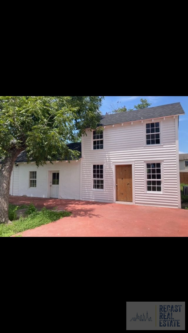 Piece of History Ready to be Flipped or Income Generating Estate for Short Term & Long Term Rentals
