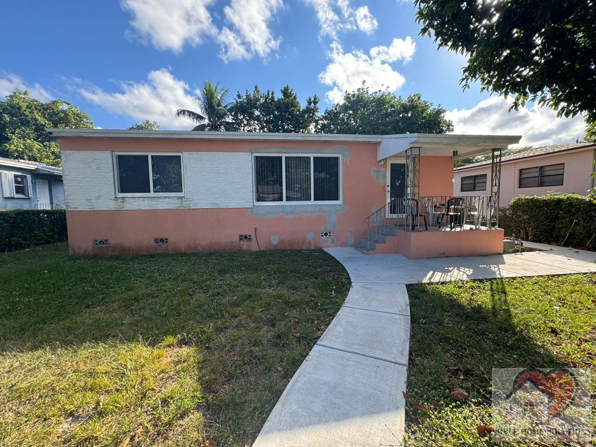 🔥 Rare Investment Find with Efficiency in North Miami Beach! 🌟🏡