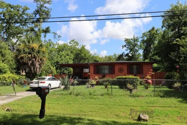 3525 Centerhill Dr N - Jacksonville, FL 32254