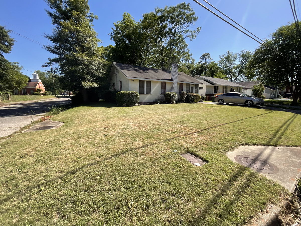Chisholm Charmer! - Montgomery, AL, 36110