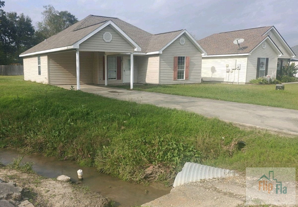 INVESTOR OPPORTUNITY!!! BUY/HOLD FIX/FLIP