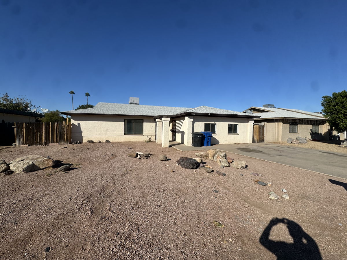 Explore This 4-Bed, 2-Bath Home in Mesa, AZ 85204 🏠