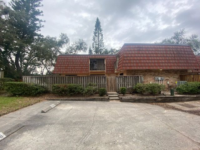 🏠 Great Investment Opportunity in Palm Harbor, FL 🏖️