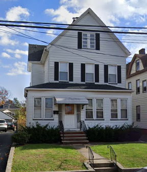 Great Deal in East Rutherford - SFH