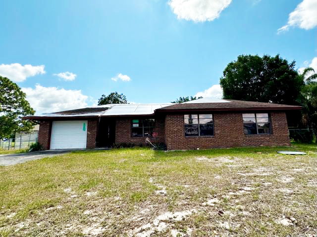 34953 – 🌴 Pool Home Fix & Flip Opportunity in Port St. Lucie! 🏡✨