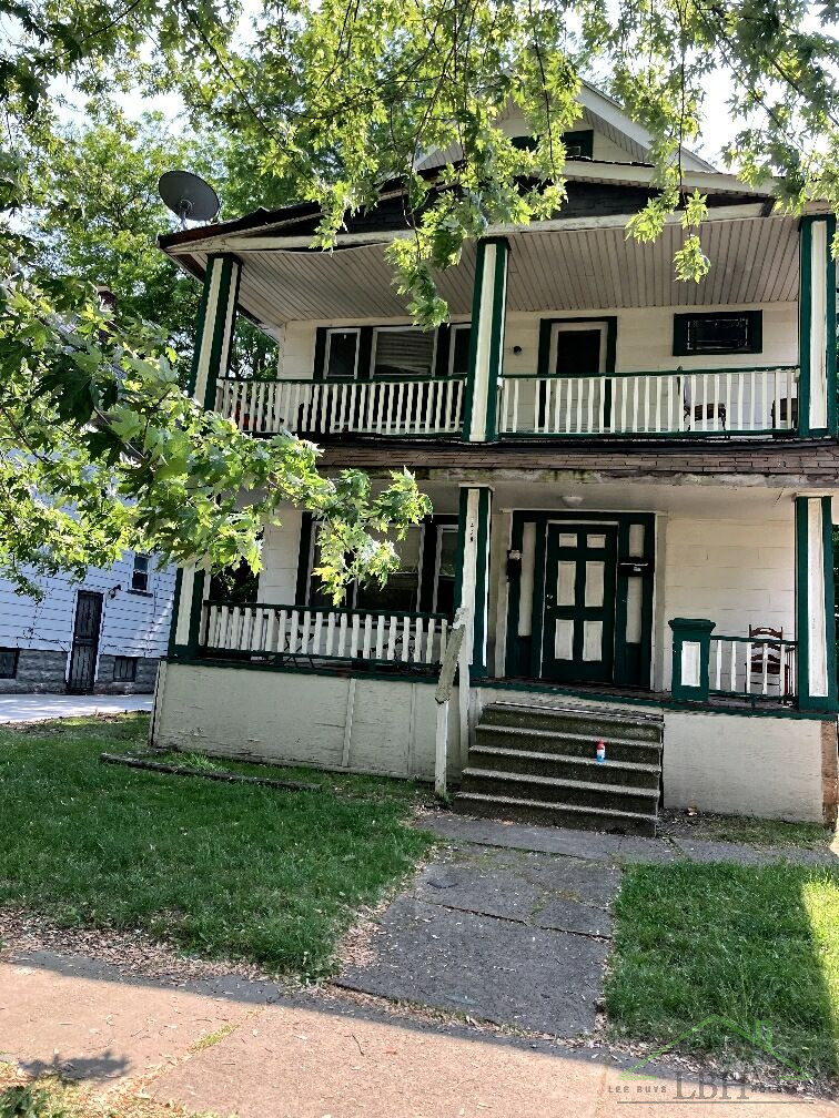 Duplex For Sale in Cleveland OH