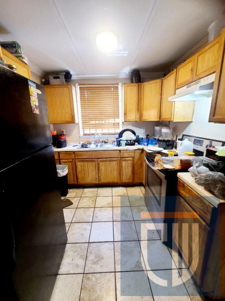Investment  Alert🚨Turnkey 4/1 SFH in Jax 32206💸$1,350/mo 🏡 Buy Now: $122k!