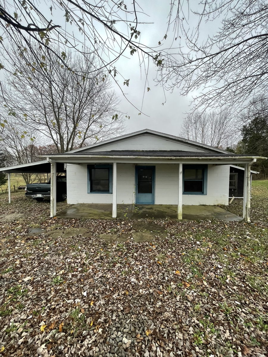 (Cecilia,KY) 3/1 SFH - Great Rural Opportunity 🌲 - Flip or Rental!