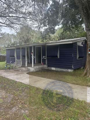GREAT FIX AND FLIP OR BUY AND HOLD IN FORT PIERCE FL 34982