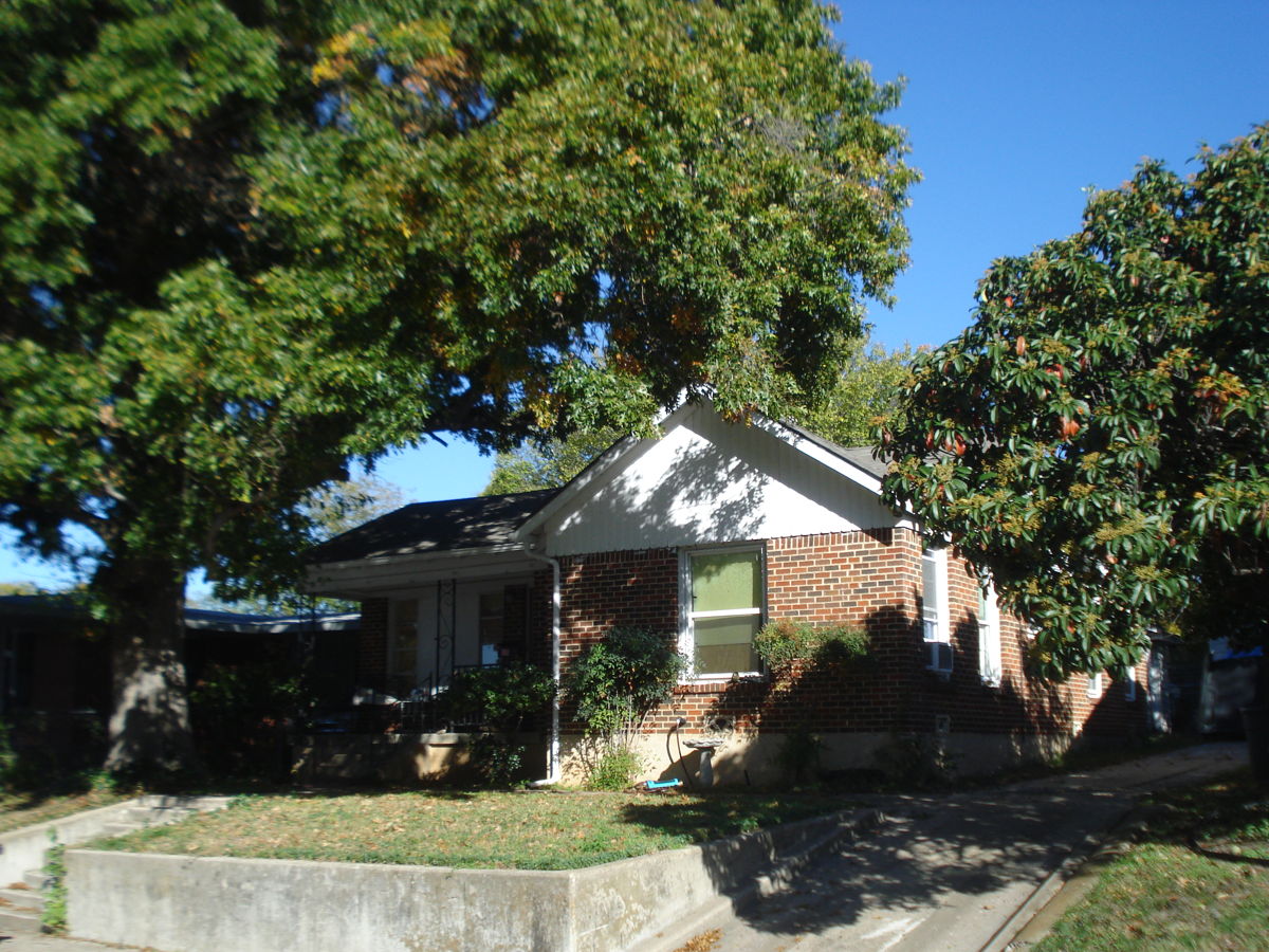 OFF Market/ Flip or Buy & Hold Near TCU
