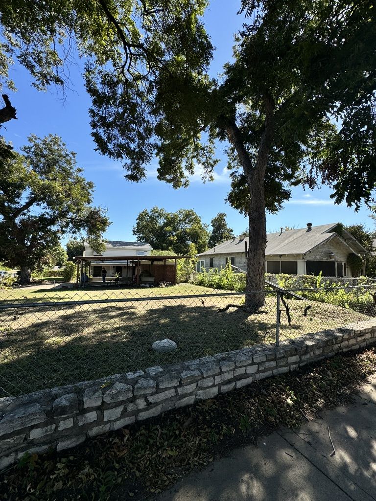 2 Northside Properties! (side by side)/ Fort Worth 💥💰