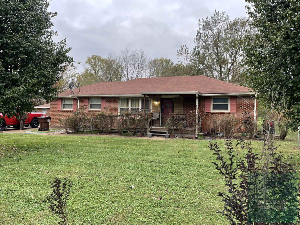 ✨🏡Prime Rehab Opportunity on 1 Acre🔥💵STARTING AT $300k💵🔥 Nashville, TN 37207🏡✨