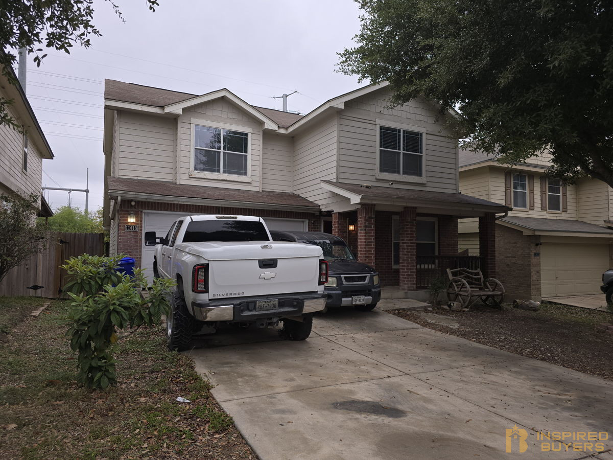 (San Antonio, Tx)🚨GREAT DEAL!🚨 4 Bed 2.5 Bath Cosmetic Flip ONLY 199K!🤯