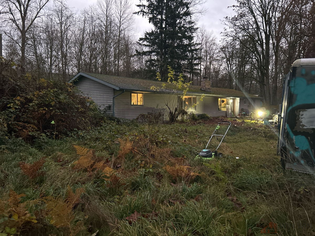 HOT Investment Opportunity in Puyallup, WA: 3-Bed, 2-Bath Home