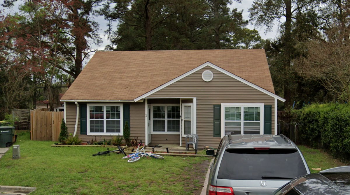 (Savannah, GA) 🏚️Discounted Property in Wilshire Estates/Savannah Mall 🏡 | 📸 Photos Available & 🎥 Video Walkthrough