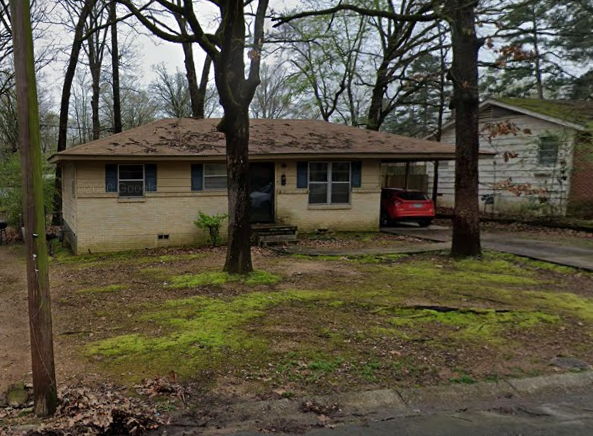 Unlock Potential! Fantastic Fixer-Upper Opportunity in Little Rock, AR!