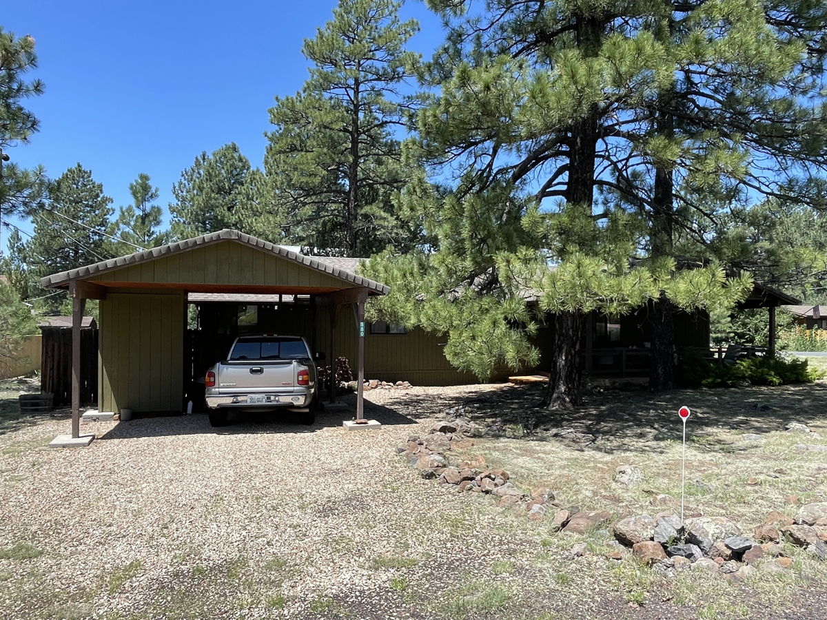 Munds Park Home 880 E Oak Dr, Munds Park, AZ 86017