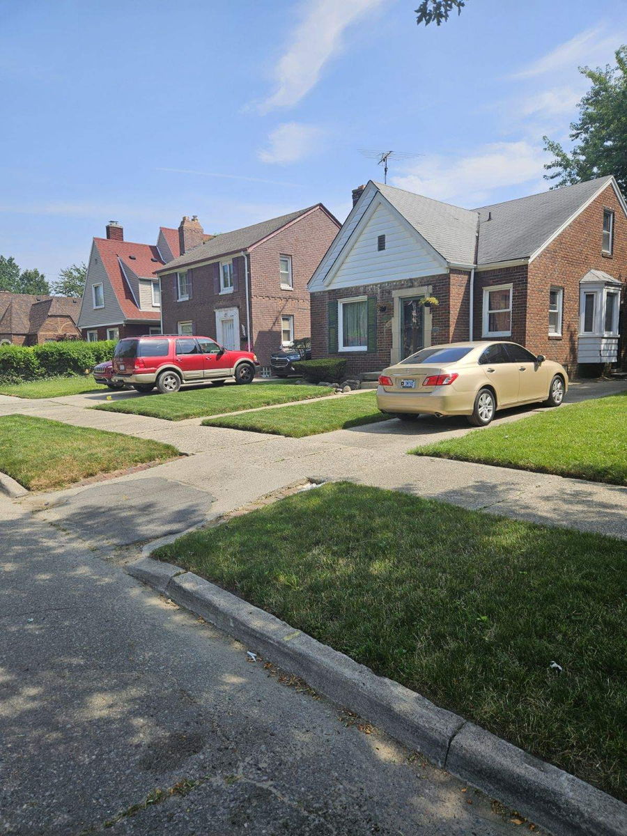 🚨 LIGHT REHAB @50% ARV - Detroit Fix & Flip - See Photos Insidel! 🔨
