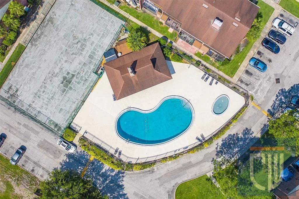 Turnkey Orlando Condo: Buy $144K, Rent $1,700 - With Pool!