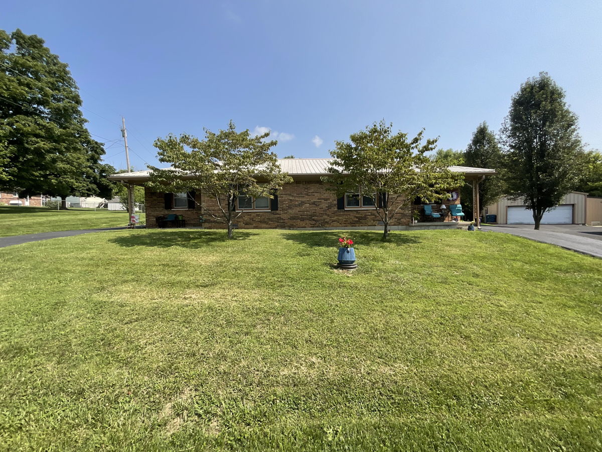 Lovely Lawrenceburg Duplex - Lawrenceburg, KY, 40342