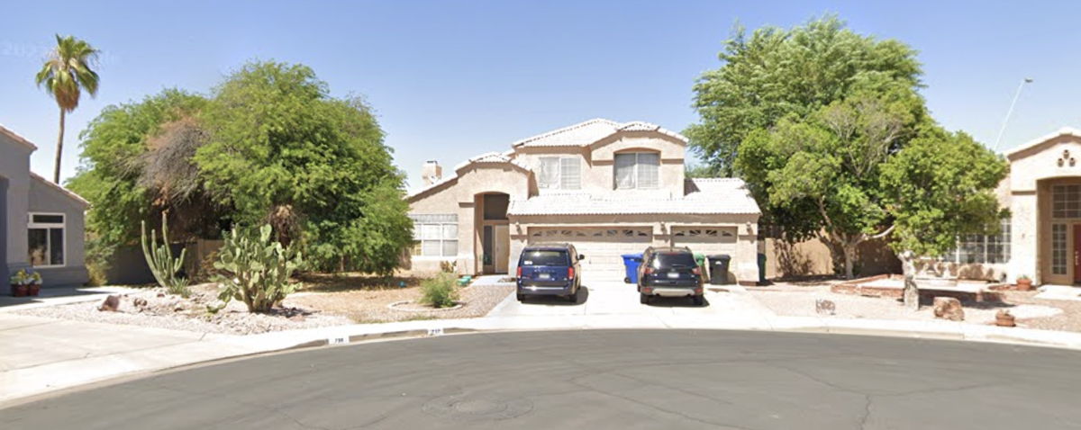 Mesa Home 737 S Balboa Cir Mesa, AZ 85206