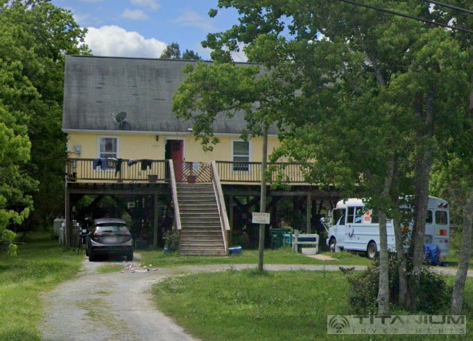 2009 build Fix and Flip in Bay Saint Louis!!