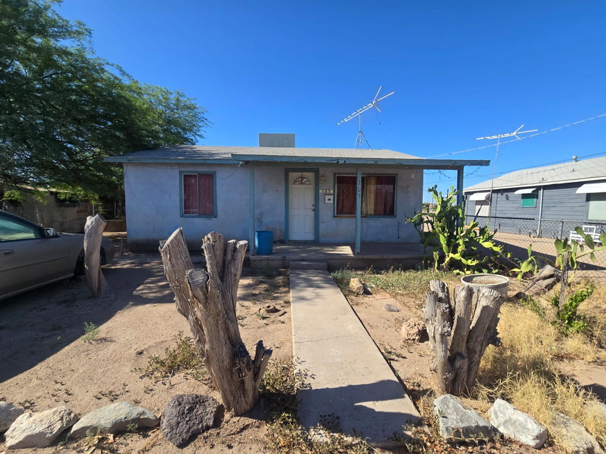 Eloy Home 103 E 10th St, Eloy, AZ 85131