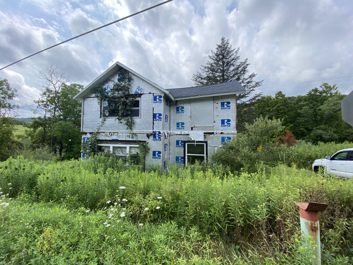 🚨 Single Family Opportunity in Dushore | Make an Offer Today!🔑