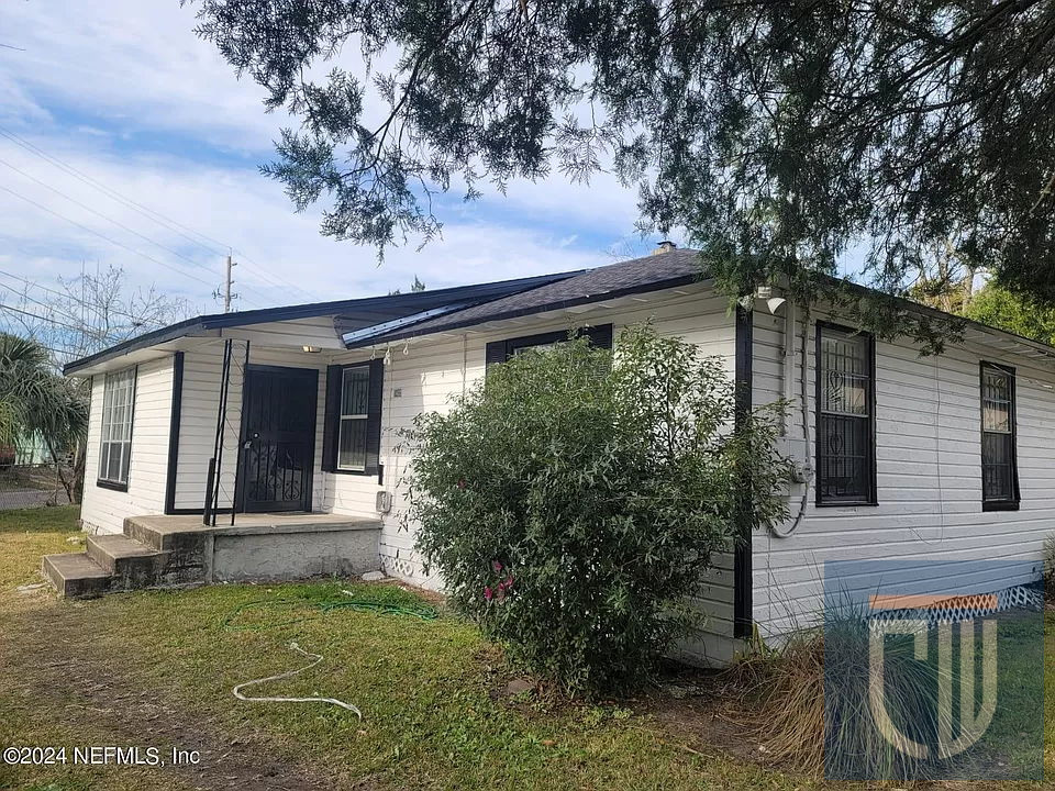🚨 HUGE PRICE DROP 🚨 Turnkey Jax Rental @ $115,000 🏡Tenant Pays $1,350/mo!