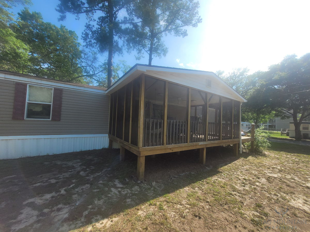 North Myrtle Beach, SC | 📈3/2 Mobile Home with Flip or Rent Potential📈