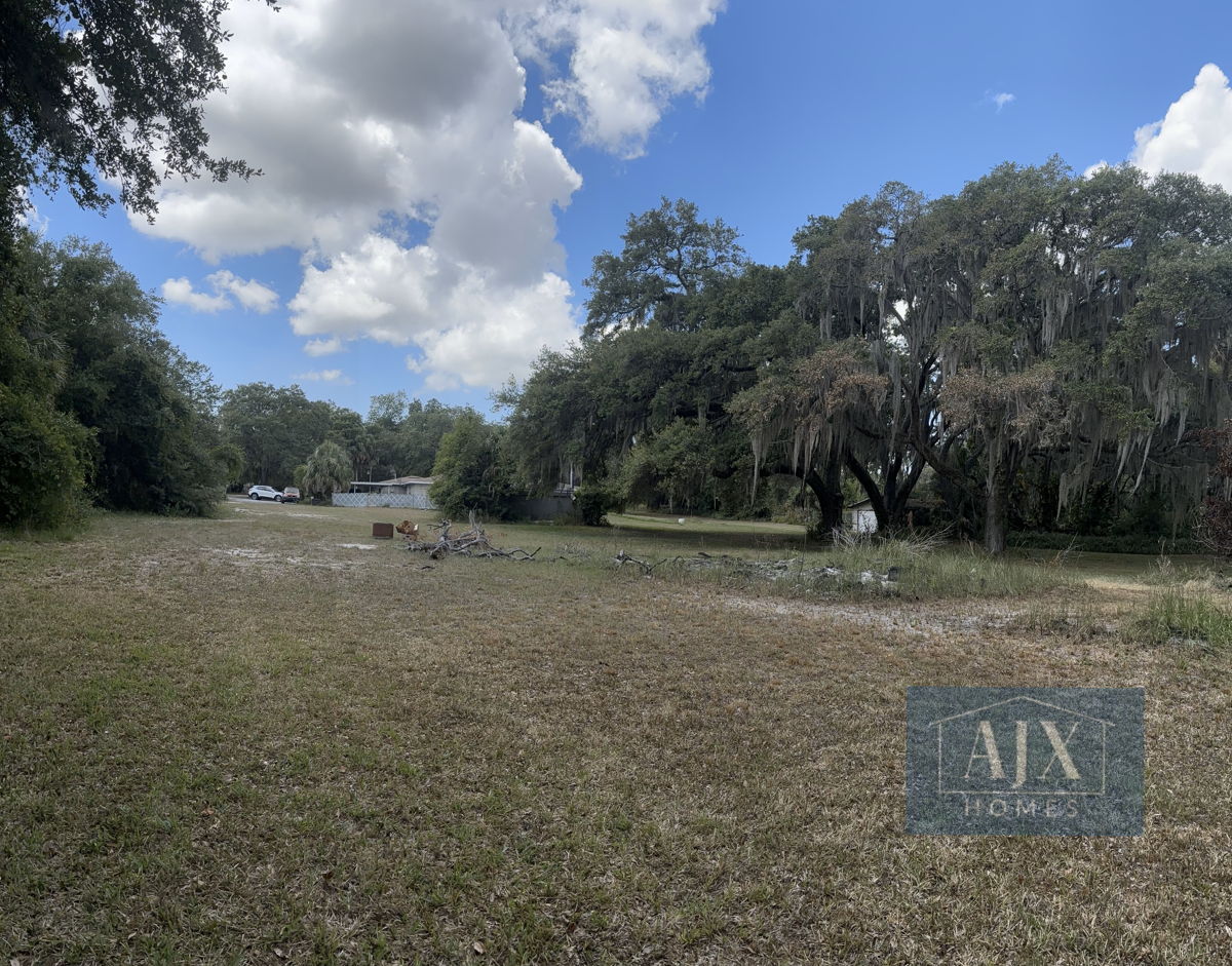 🏗️3.29 Acres in Tampa ready for development 🏗️