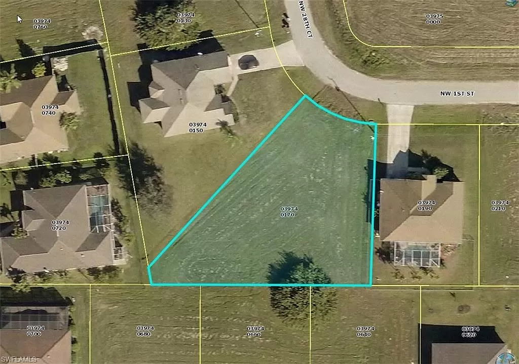 buildable lot in Cape Coral Florida!