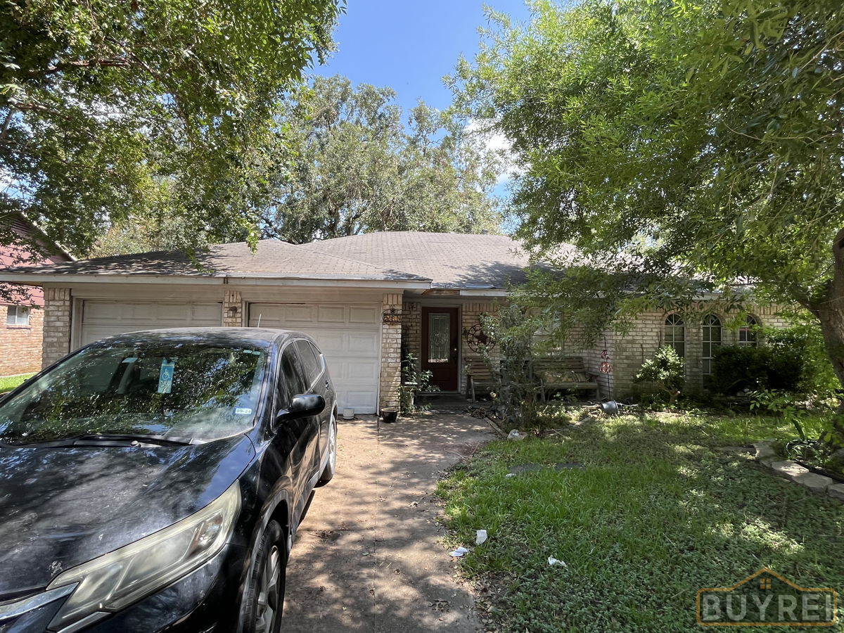 Deer Park, TX📍Fixer Upper Opportunity🏚️See Photos Inside ➡️