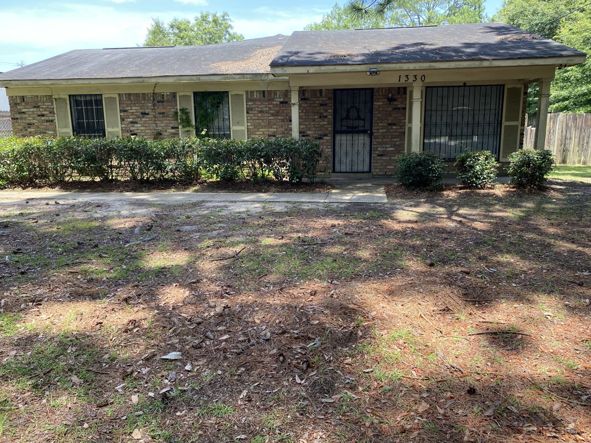 🔨🔨 Fix & Flip: 3-Bed Home Near Hospital, Shopping & Park🔨🔨