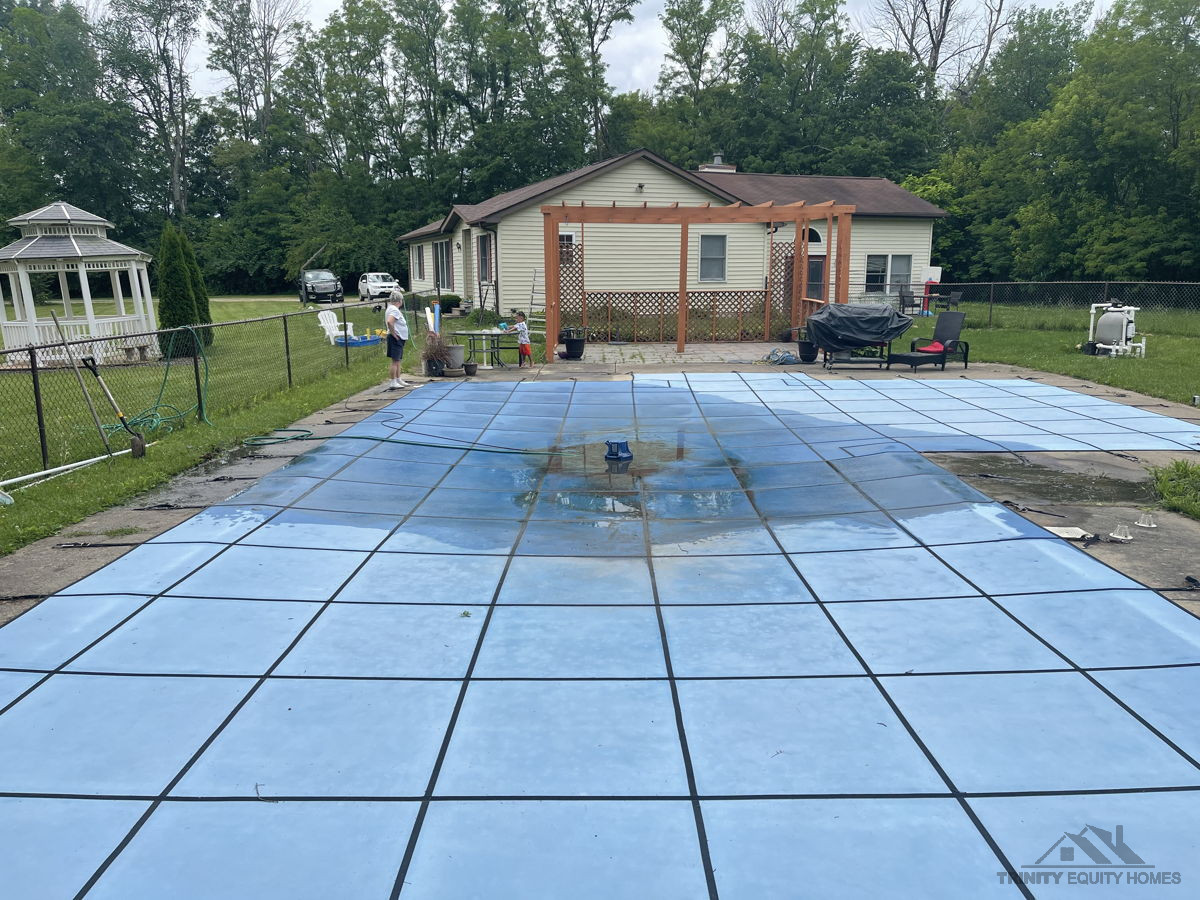 🔥🔥Sizzling Hot Property with a Swimming Pool in Terre Haute🔥🔥