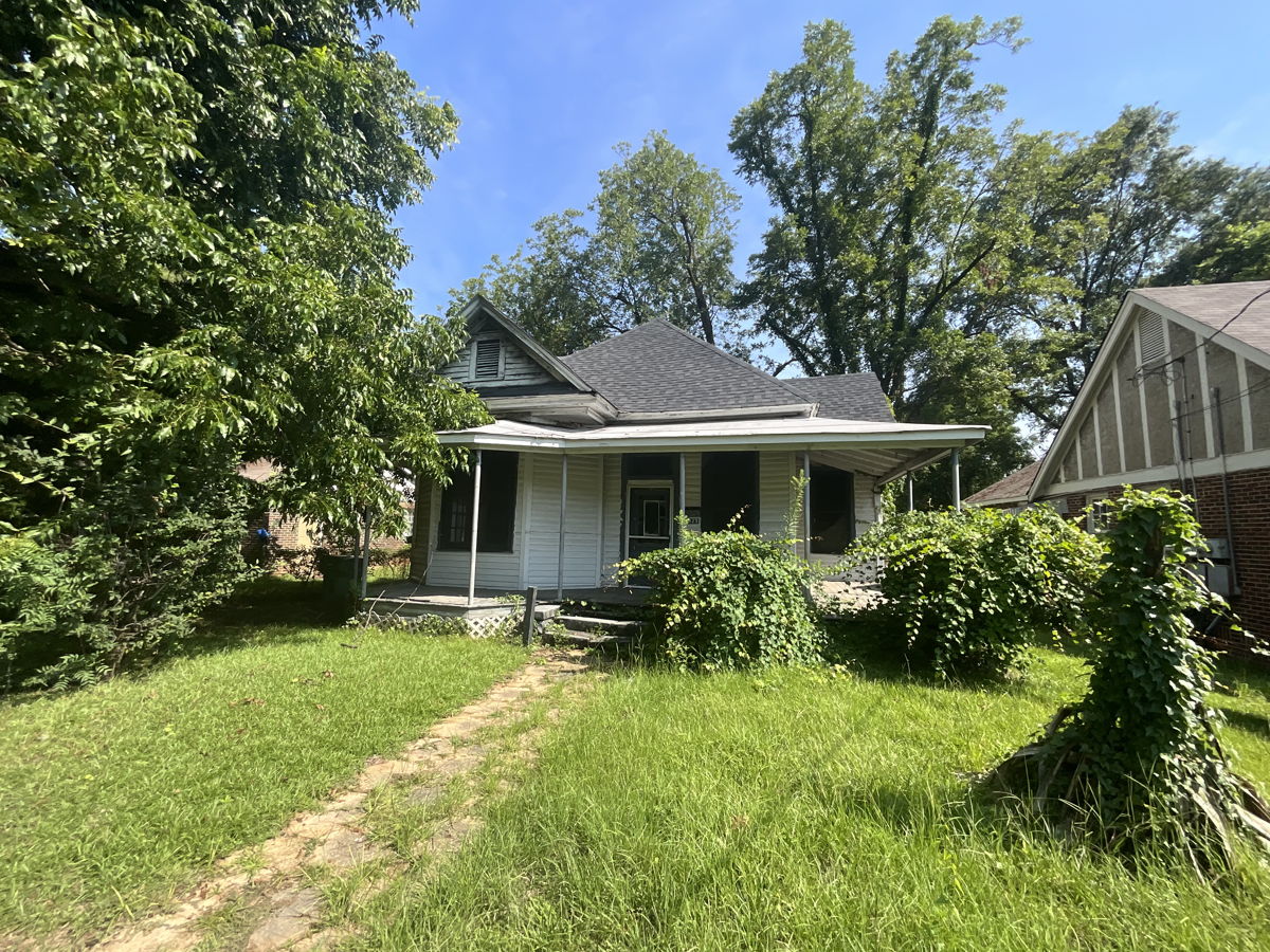 Hot deal on Highland Ave - Montgomery, AL, 36107