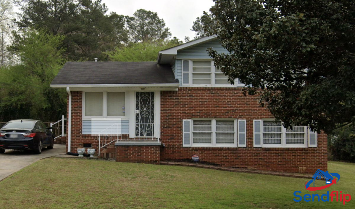 ***Hot Single Family in Atlanta*** Outside West of the Perimeter (10 mins from 6 Flags)